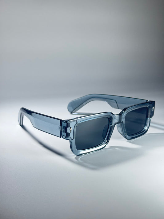 Cine Chic (Light Gray)