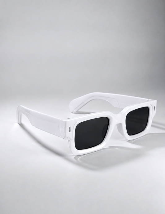 Cine Chic (Pure White)